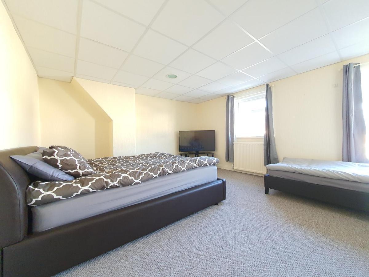 Villa Dysa Crystal House à Blackpool Extérieur photo