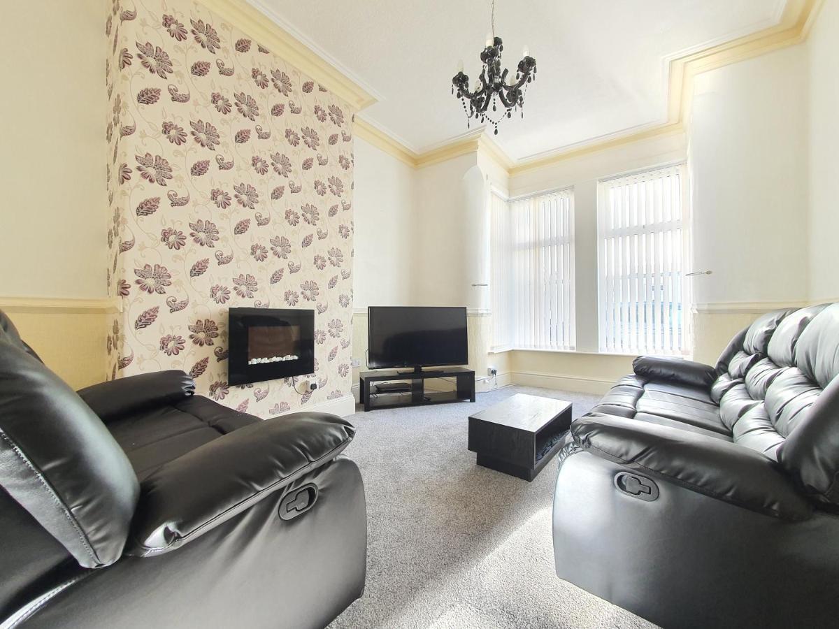 Villa Dysa Crystal House à Blackpool Extérieur photo